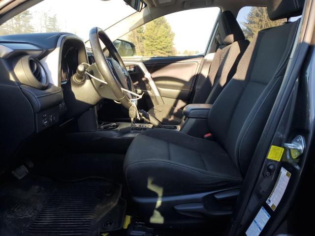 Photo 7 from auction – 2017 TOYOTA RAV4 XLE with VIN JTMRFREV1HJ700937