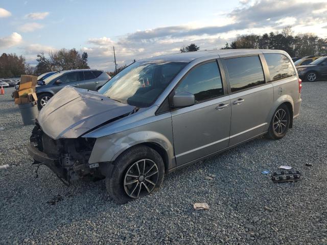 DODGE GRAND CARA 2018 with VIN 2C4RDGCG9JR177361 - Photo from auction