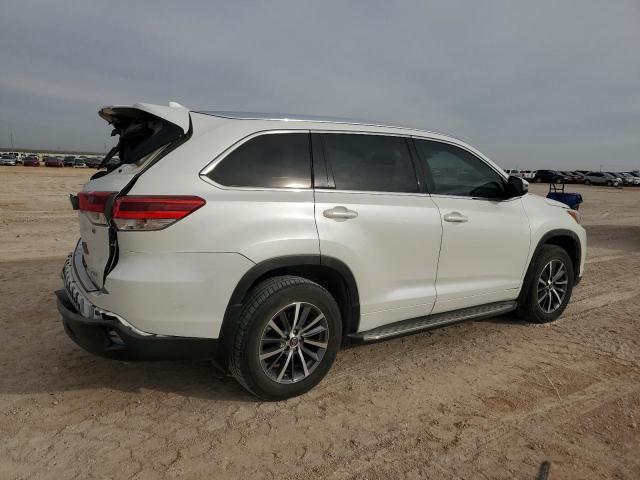 Photo 3 from auction – 2018 TOYOTA HIGHLANDER with VIN 5TDKZRFH5JS542791