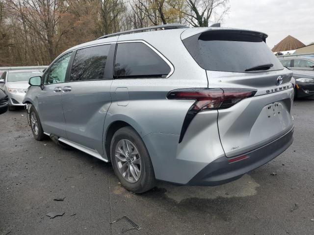 Photo 2 from auction – 2023 TOYOTA SIENNA LE with VIN 5TDBSKFC8PS102122