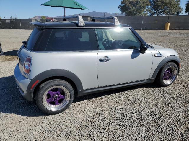 Photo 3 from auction – 2011 MINI COOPER S with VIN WMWSV3C56BTY11741