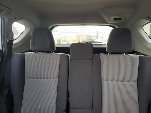 Photo 10 from auction – 2015 TOYOTA RAV4 LE with VIN JTMBFREV5FD157069