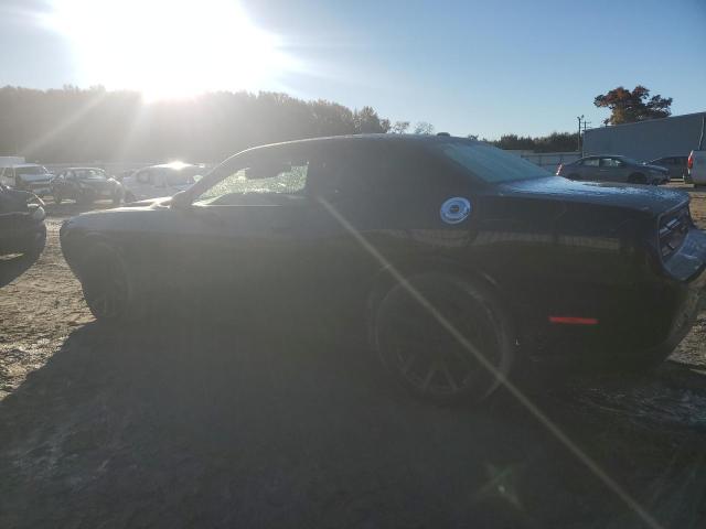Photo 2 from auction – 2017 DODGE CHALLENGER with VIN 2C3CDZAG3HH568322
