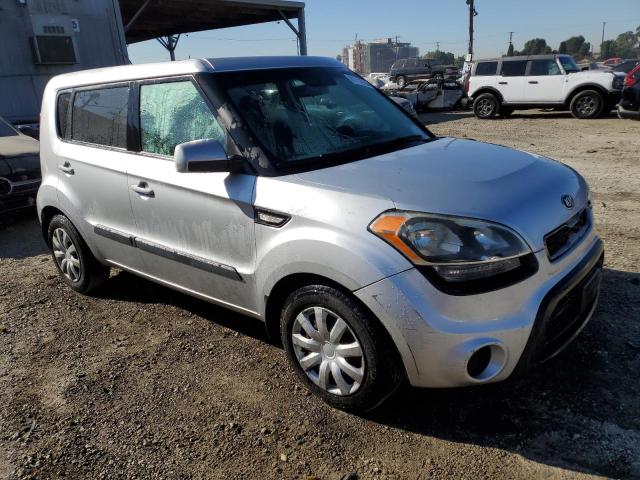 Zdjęcie 4 z aukcji – 2013 KIA SOUL z VIN KNDJT2A50D7537983