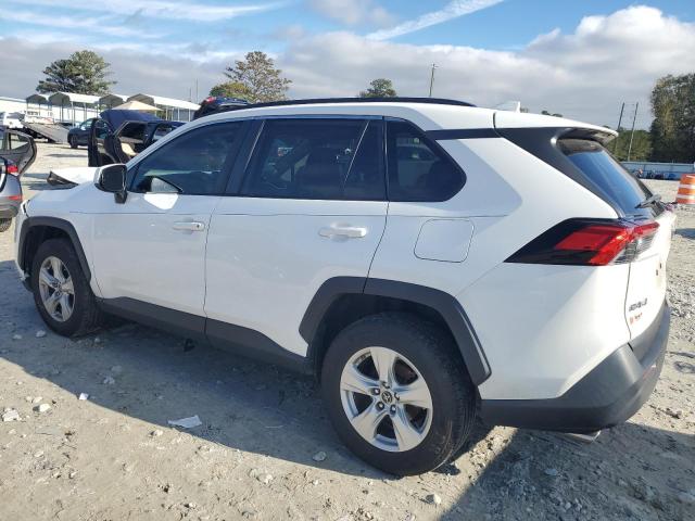 Photo 2 from auction – 2019 TOYOTA RAV4 XLE with VIN JTMP1RFV5KD038273