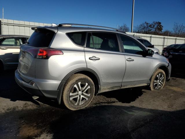 Photo 3 from auction – 2017 TOYOTA RAV4 LE with VIN 2T3BFREV7HW544678