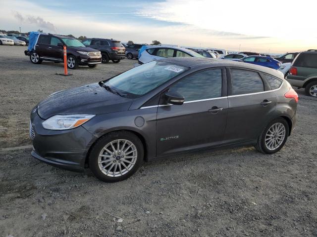 FORD FOCUS BEV 2015 with VIN 1FADP3R43FL221870 - Photo from auction