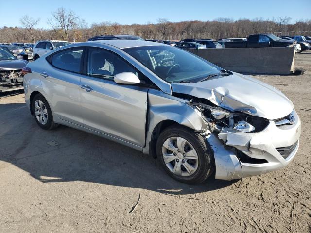 Photo 4 from auction – 2016 HYUNDAI ELANTRA SE with VIN 5NPDH4AE8GH762744