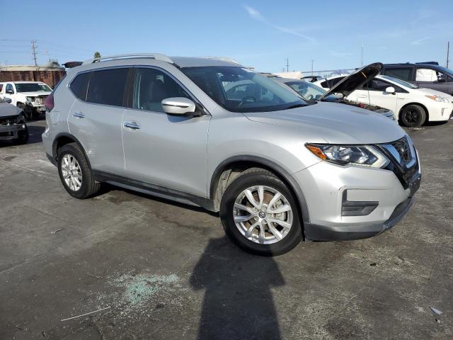 Photo 4 from auction – 2019 NISSAN ROGUE S with VIN 5N1AT2MT6KC704776