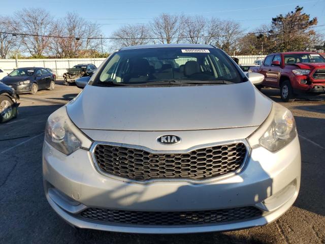 Photo 5 from auction – 2016 KIA FORTE LX with VIN KNAFK4A67G5467747
