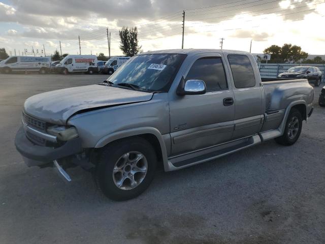 CHEVROLET SILVERADO 2000 with VIN 2GCEC19TXY1386796 - Photo from auction