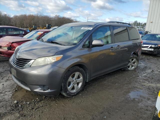 TOYOTA SIENNA LE 2011 with VIN 5TDKK3DC2BS101372 - Photo from auction