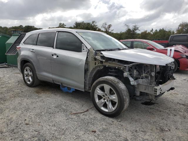 Photo 4 from auction – 2015 TOYOTA HIGHLANDER with VIN 5TDYKRFH9FS071203