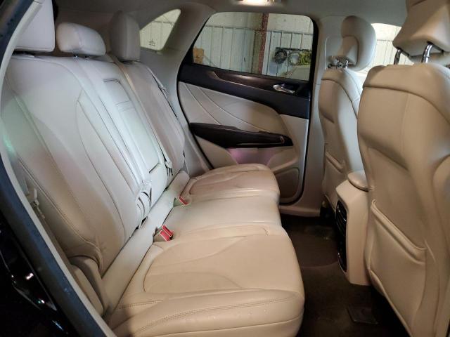 Photo 11 from auction – 2019 LINCOLN MKC RESERV with VIN 5LMCJ3C9XKUL08089