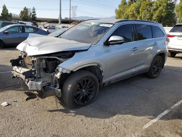 Photo 1 from auction – 2019 TOYOTA HIGHLANDER with VIN 5TDJZRFH8KS620266