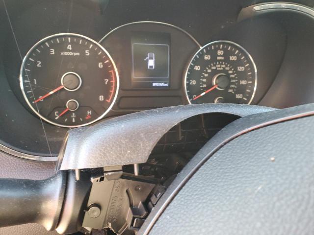 Photo 9 from auction – 2018 KIA FORTE LX with VIN 3KPFL4A70JE263960