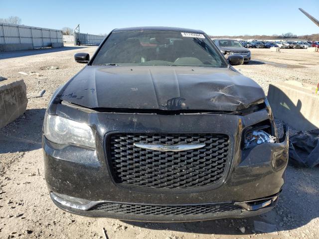 Photo 5 from auction – 2016 CHRYSLER 300 S with VIN 2C3CCAGGXGH161995