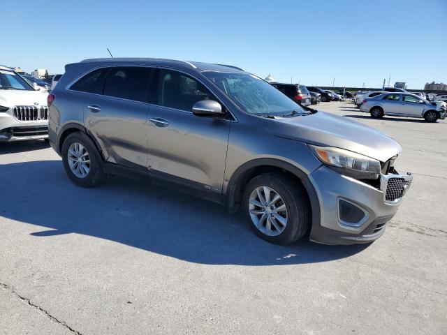 Photo 4 from auction – 2017 KIA SORENTO LX with VIN 5XYPGDA56HG221636