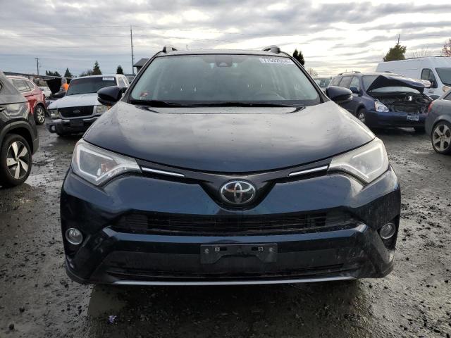 Photo 5 from auction – 2017 TOYOTA RAV4 XLE with VIN JTMRFREV0HJ115251
