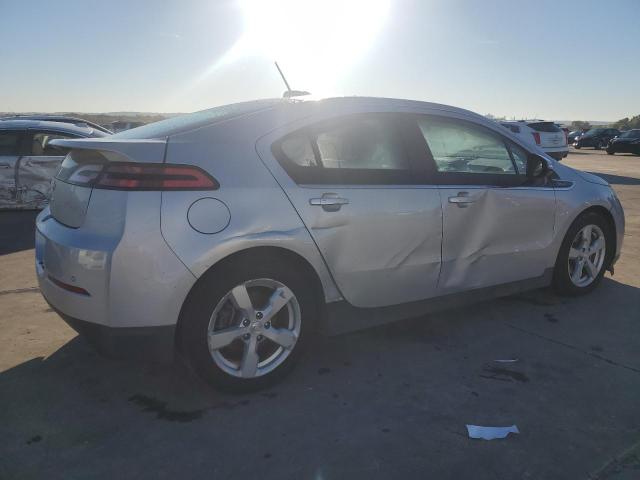 Photo 3 from auction – 2015 CHEVROLET VOLT with VIN 1G1RB6E49FU103704