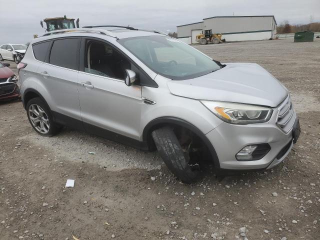 Photo 4 from auction – 2017 FORD ESCAPE TIT with VIN 1FMCU9J90HUD48349