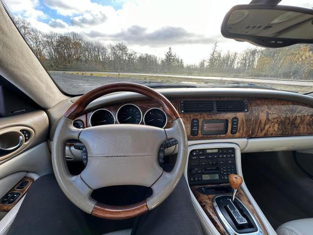 Photo 9 from auction – 2005 JAGUAR XK8 with VIN SAJDA42C852A42154