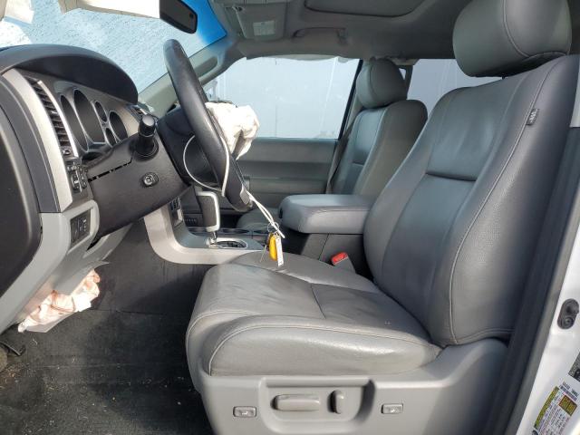 Photo 7 from auction – 2017 TOYOTA SEQUOIA LI with VIN 5TDJY5G10HS147811