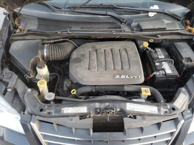 Photo 12 from auction – 2011 CHRYSLER TOWN & COU with VIN 2A4RR8DG9BR635823