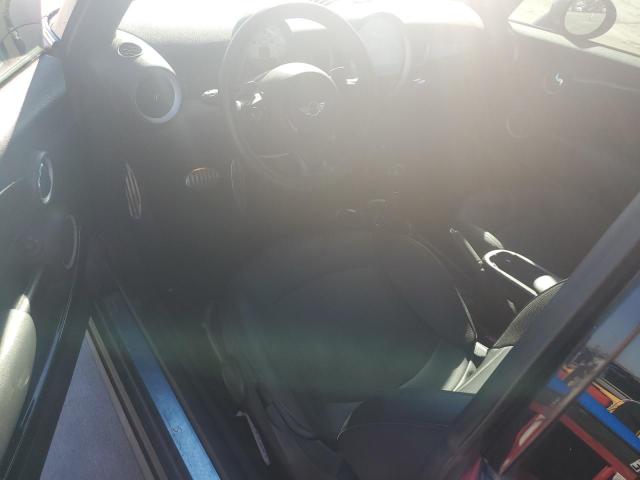 Photo 8 from auction – 2012 MINI COOPER S with VIN WMWSV3C59CT387117