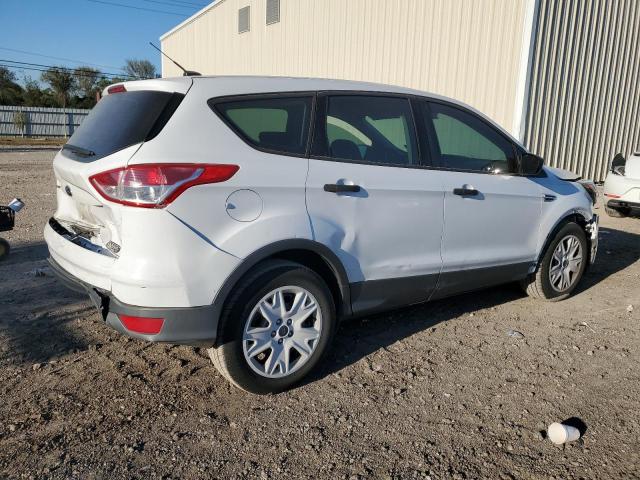Photo 3 from auction – 2016 FORD ESCAPE S with VIN 1FMCU0F74GUC10301