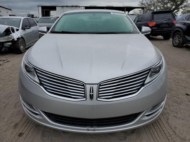Photo 5 from auction – 2013 LINCOLN MKZ with VIN 3LN6L2G97DR825911