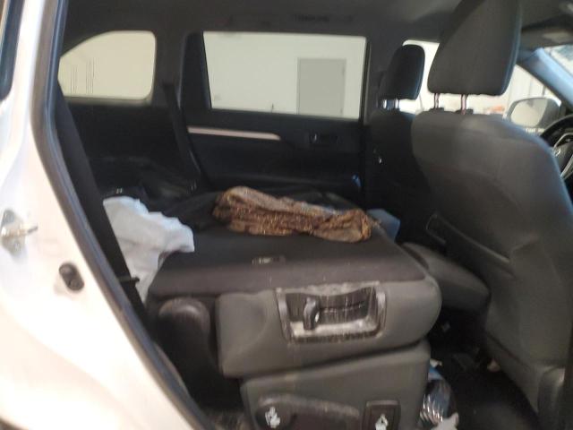 Photo 10 from auction – 2019 TOYOTA HIGHLANDER with VIN 5TDZARFH2KS050548