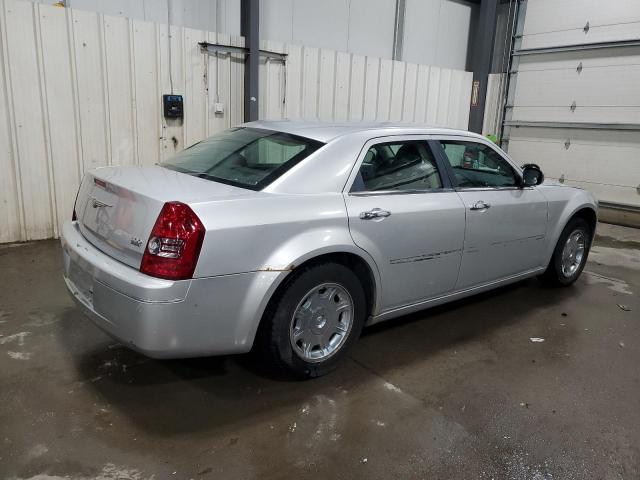 Photo 3 from auction – 2010 CHRYSLER 300 TOURIN with VIN 2C3CA4CD8AH123501