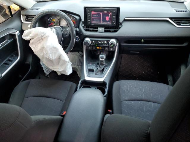 Photo 8 from auction – 2021 TOYOTA RAV4 XLE with VIN JTMP1RFV5MD075097