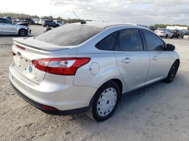 Photo 3 from auction – 2013 FORD FOCUS SE with VIN 1FADP3F24DL217536