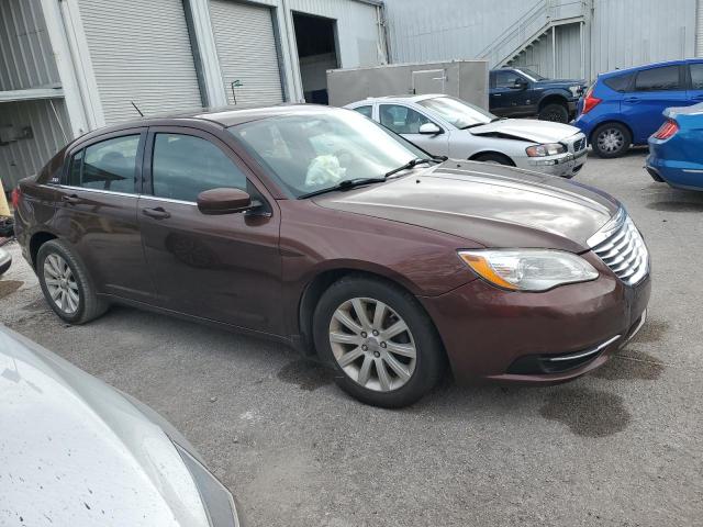 Photo 4 from auction – 2013 CHRYSLER 200 TOURIN with VIN 1C3CCBBG0DN532159