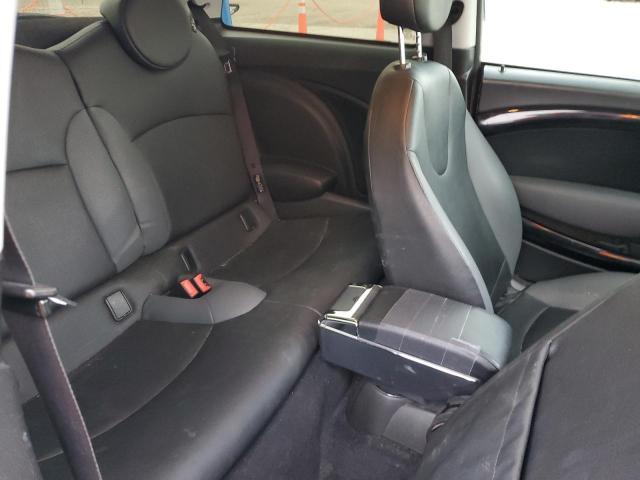 Photo 10 from auction – 2008 MINI COOPER with VIN WMWMF33548TU64571