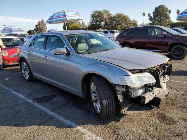 Photo 4 from auction – 2016 CHRYSLER 300C with VIN 2C3CCAET3GH130345