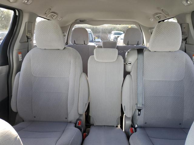 Photo 10 from auction – 2015 TOYOTA SIENNA LE with VIN 5TDKK3DC5FS683909