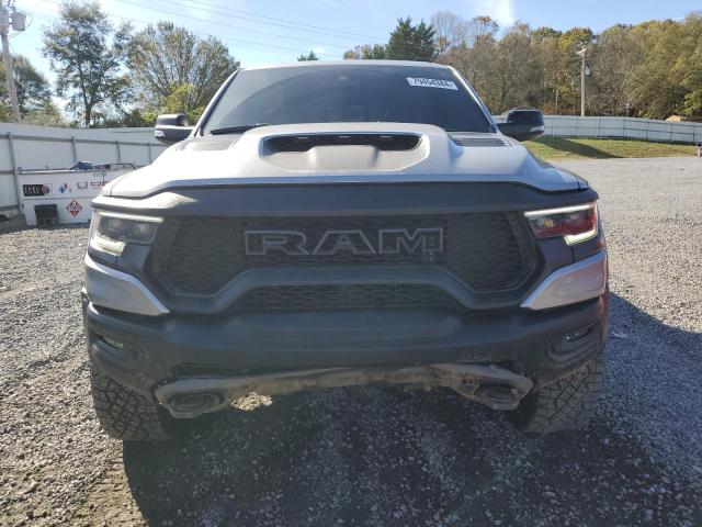 Foto 5 de la subasta – 2024 RAM 1500 TRX con VIN 1C6SRFU93RN101650