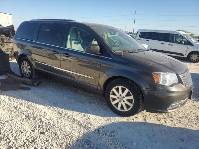 Photo 4 from auction – 2015 CHRYSLER TOWN & COU with VIN 2C4RC1BGXFR715705