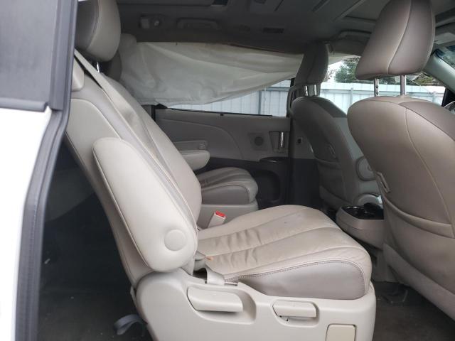 Photo 11 from auction – 2012 TOYOTA SIENNA XLE with VIN 5TDYK3DC3CS218325