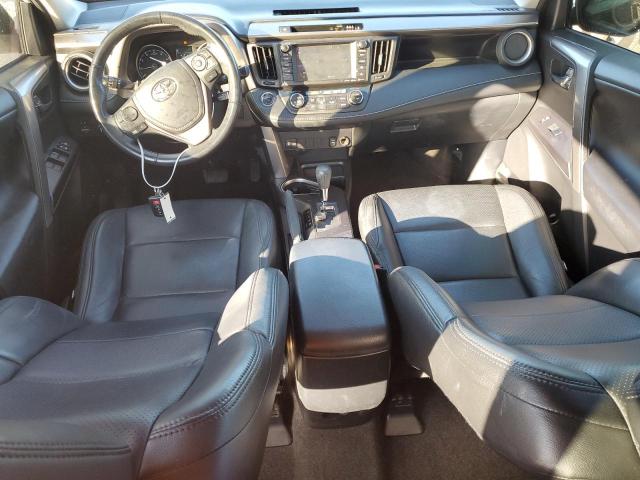 Photo 8 from auction – 2017 TOYOTA RAV4 XLE with VIN JTMWFREV1HD099157