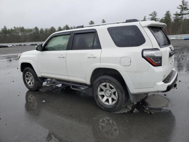 Photo 2 from auction – 2016 TOYOTA 4RUNNER SR with VIN JTEBU5JR3G5280383