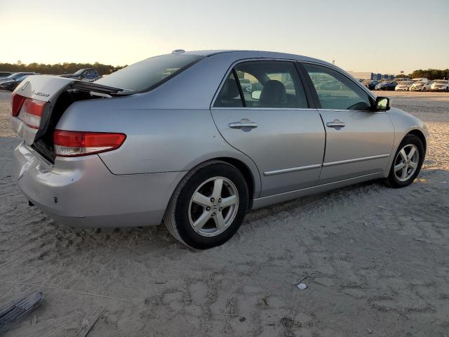 Photo 3 from auction – 2004 HONDA ACCORD with VIN JHMCM56774C015133