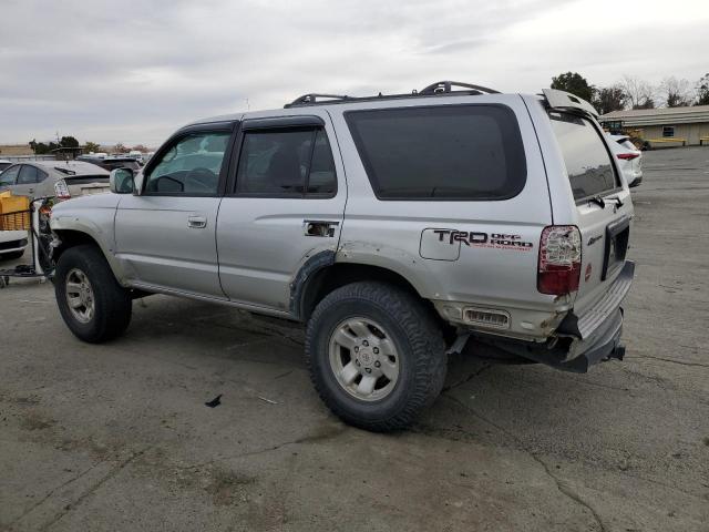 Photo 2 from auction – 2000 TOYOTA 4RUNNER SR with VIN JT3HN86R2Y0312653