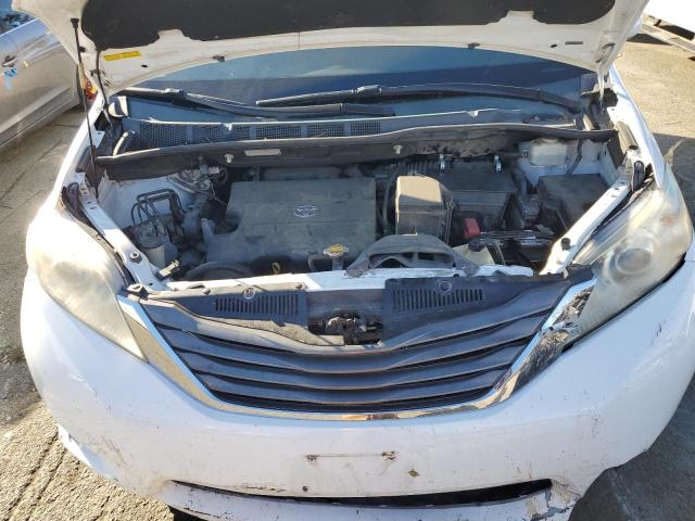 Photo 11 from auction – 2011 TOYOTA SIENNA XLE with VIN 5TDDK3DC4BS007583
