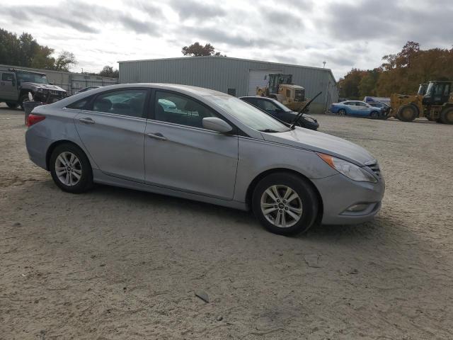 Photo 4 from auction – 2013 HYUNDAI SONATA GLS with VIN 5NPEB4AC0DH773625