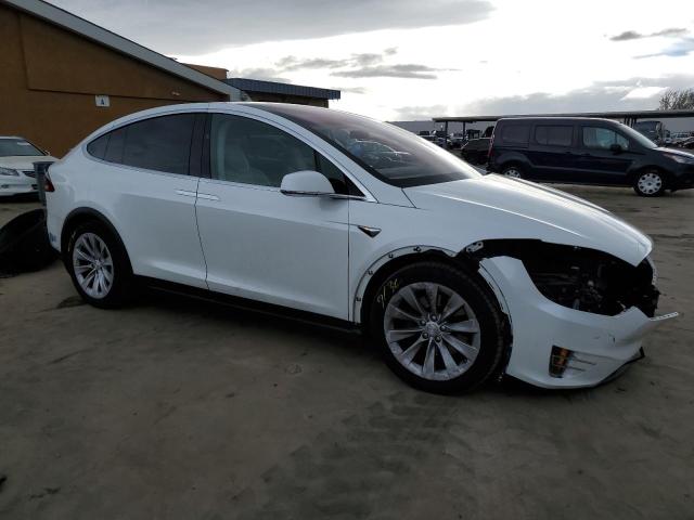 Photo 4 from auction – 2018 TESLA MODEL X with VIN 5YJXCBE24JF091028