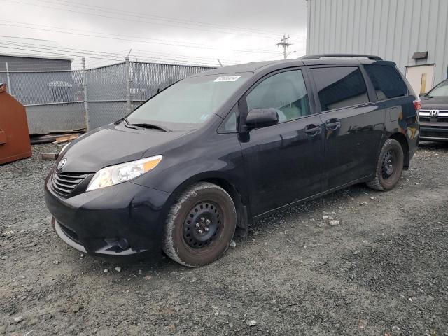 TOYOTA SIENNA 2017 with VIN 5TDZZ3DC6HS865695 - Photo from auction